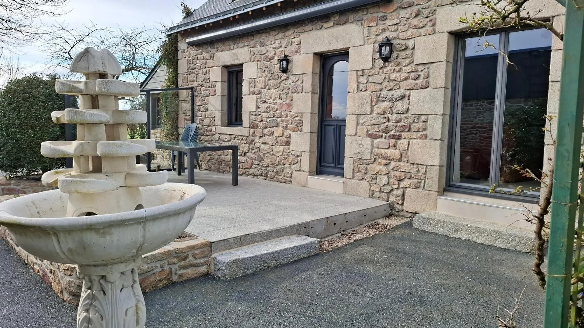 Holiday home Chez Marie-Celine - Maison Avec Jacuzzi A 20 Min Du Val Andre Plestan