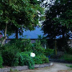 Aux Greniers A Reves Bed & Breakfast