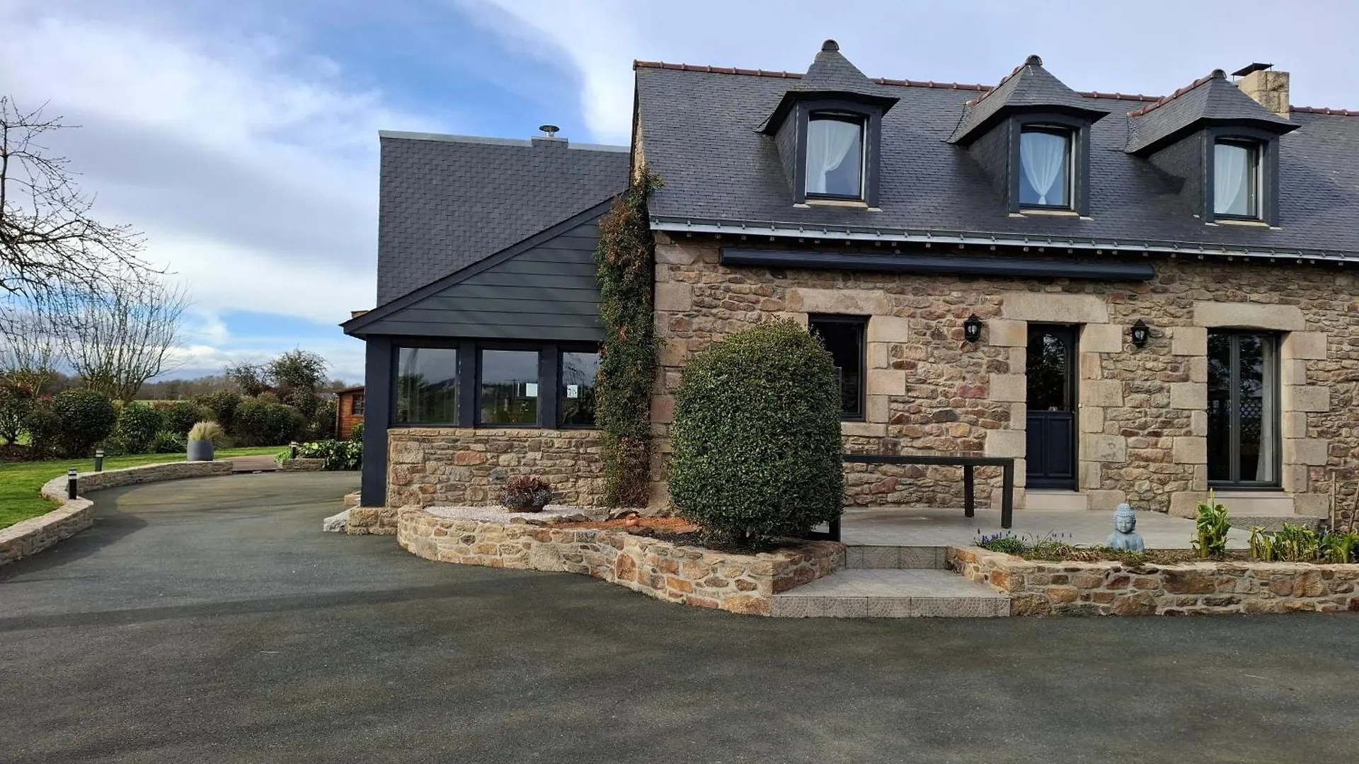 Chez Marie-Celine - Maison Avec Jacuzzi A 20 Min Du Val Andre location